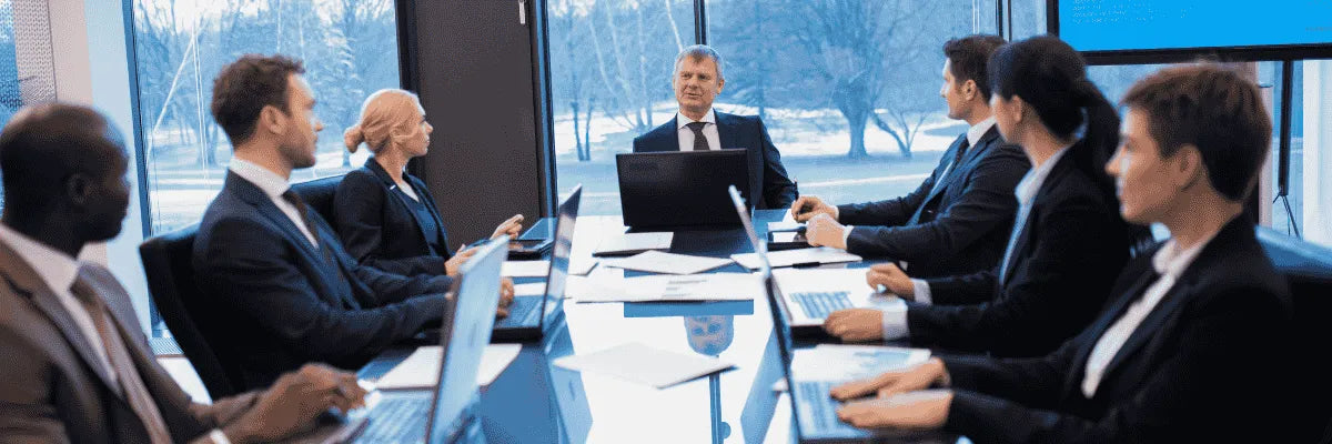 ¿Cómo controlar las invitaciones de una asamblea extraordinaria?