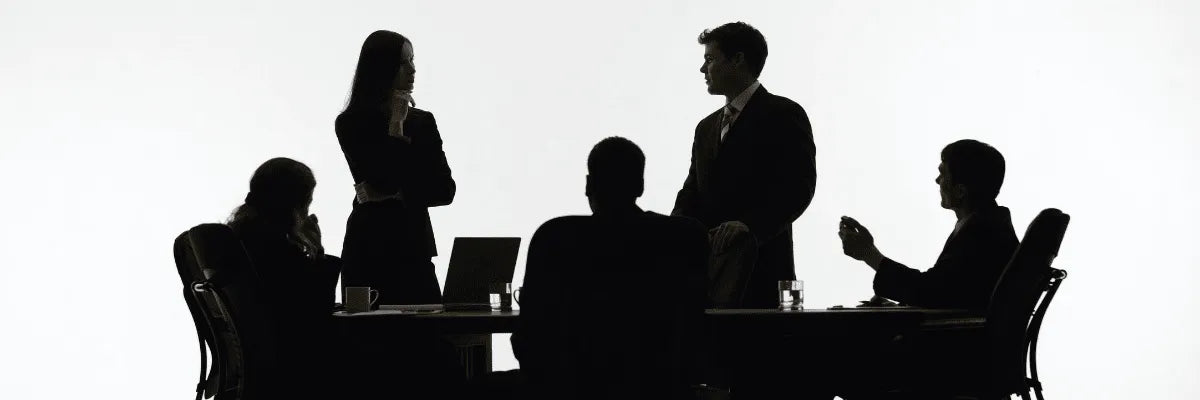 Asamblea extraordinaria en condominios: quiénes pueden asistir