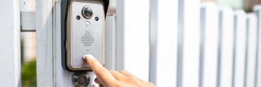 Cuando un ex residente vuelve al edificio sin autorización